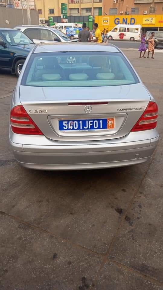 MERCEDES C 2009