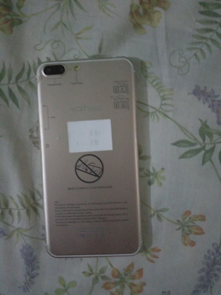 Téléphone hotwav cosmos v20