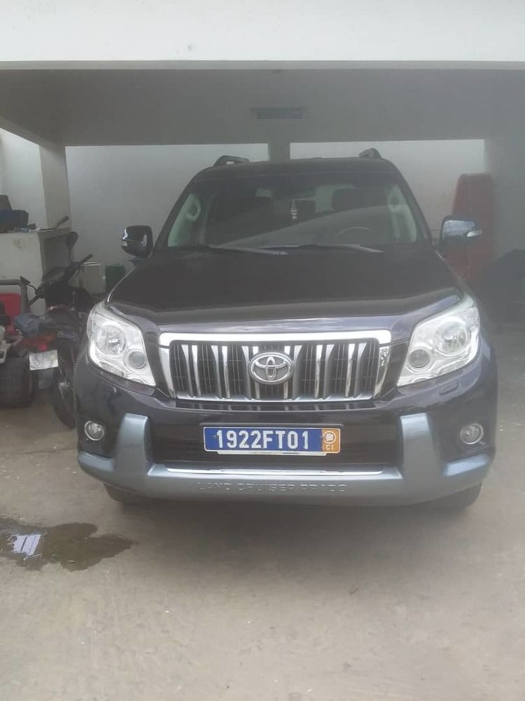 TOYOTA PRADO TXL EN VENTE