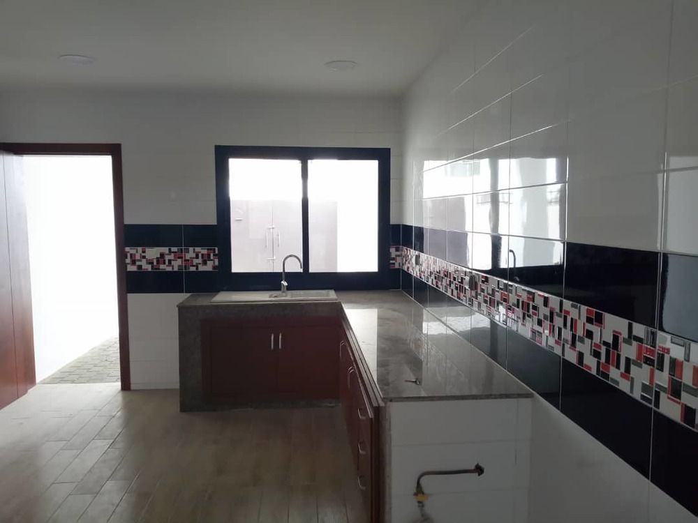 Villa Duplex Moderne De 6 Pièces Avec Piscine en Location a Angré Nouveau CHU.