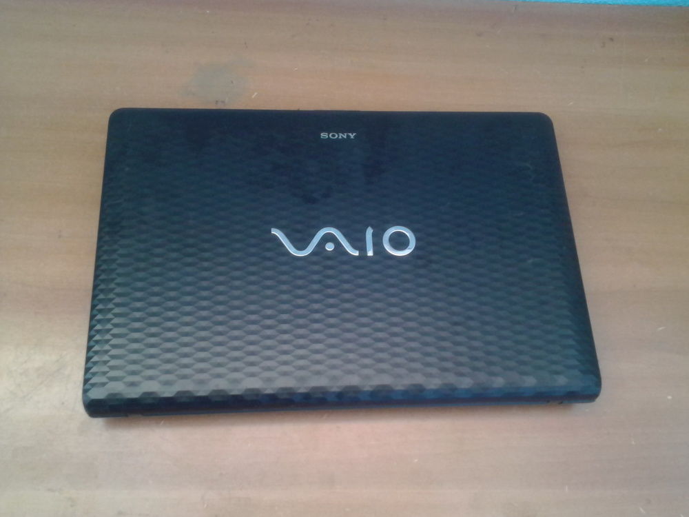 PC SONY VAIO CORE i3