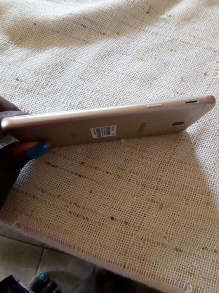 Samsung galaxy J5 prime