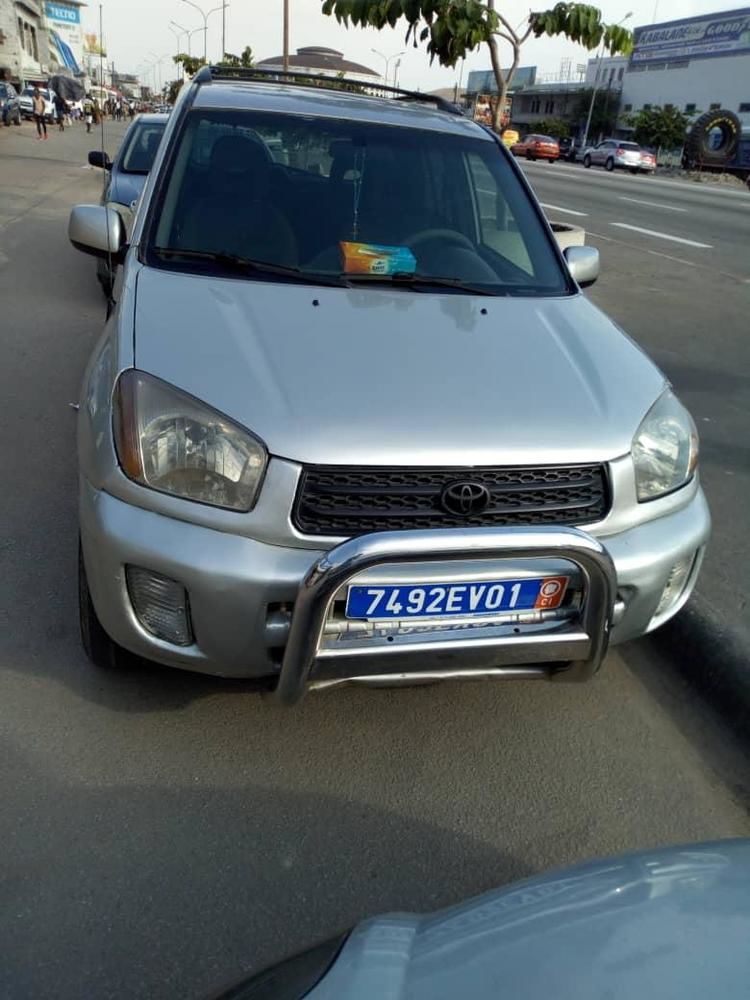 TOYOTA RAV4 DE 2003 EN VENTE