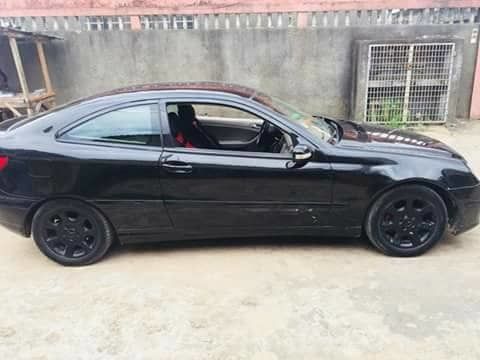 MERCEDES-BENZ C200- PHANTOM-