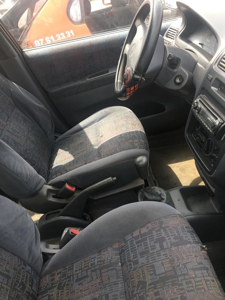 Toyota picnic hr en très bon état prix négociable