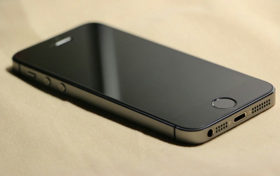 Iphone 5s Neuf (Rose-gold-Or-Noir)