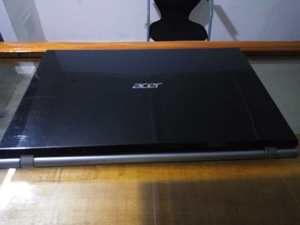Acer aspire v3 core i7 500giga 8giga ram carte graphique nvidia
