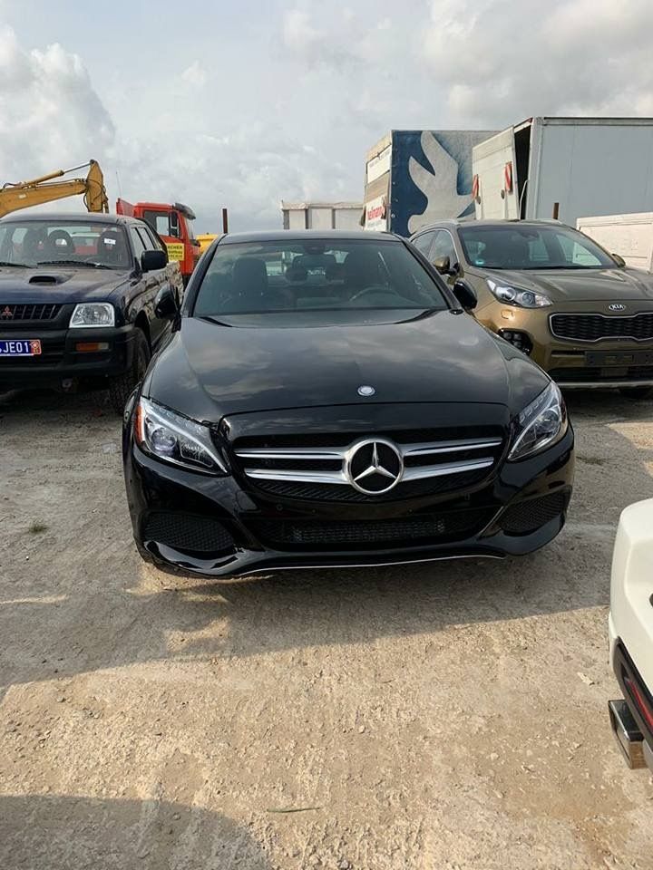 Mercedes C300 2016