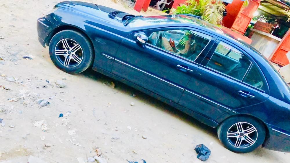 MERCEDES C200 Mod 2003 automatique