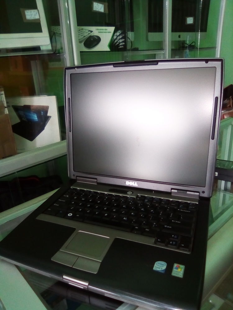 Dell latitude D531,core 2 Duo,2G-Ram,160G-DD:Occasion importé .