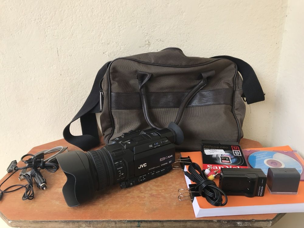 Camera Professionnelle JVC HM170E  4K