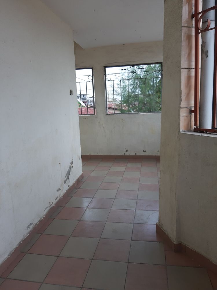 BÂTIMENT R+1 À VENDRE À KOUMASSI, CITÉ ABRI 2000