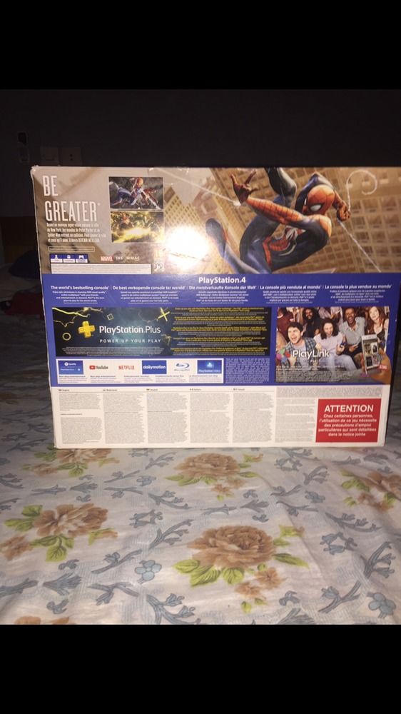 Pack Ps4 slim 1TERA neuf scellé 2 manettes plus Spiderman