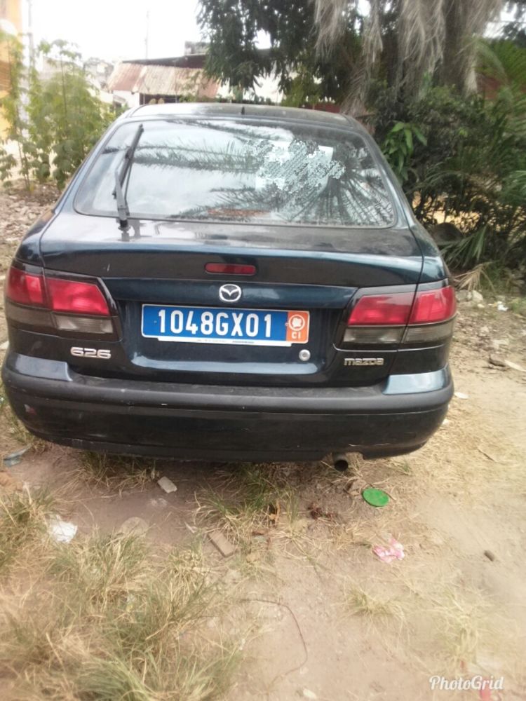 Mazda 626 Année 2002