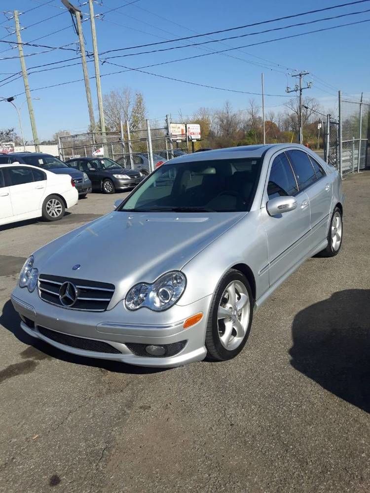 SUPERBE MERCEDES C230 AMG SPORT EN VENTE