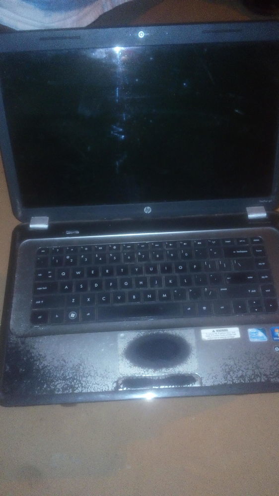 Écran ordinateur 17 pouces HP pavillon g6