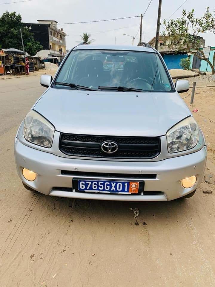 Toyota rav4 modèle 2004