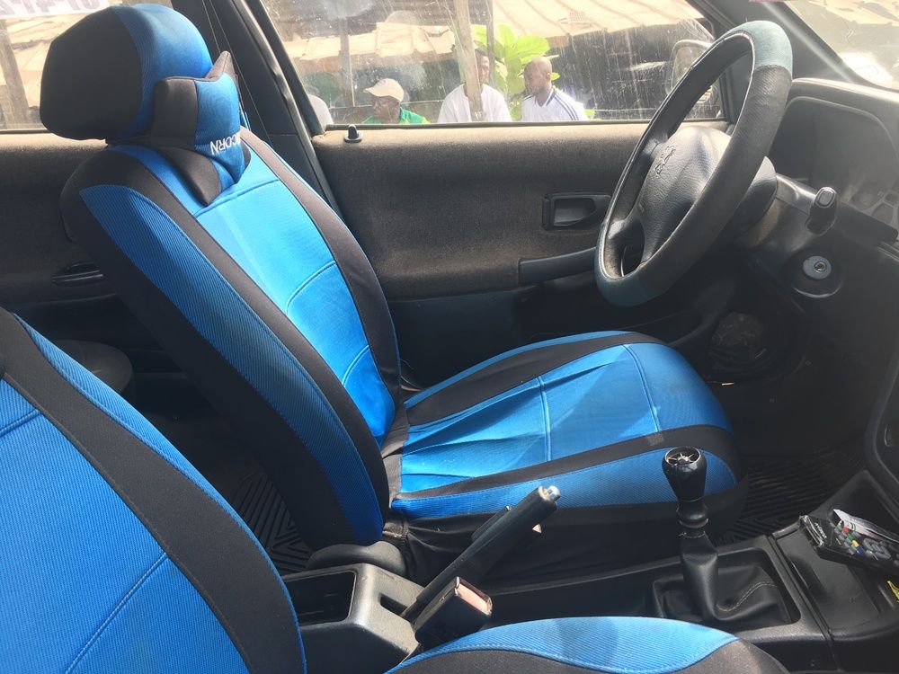 Peugeot  306 CV en très bon état prix négociable