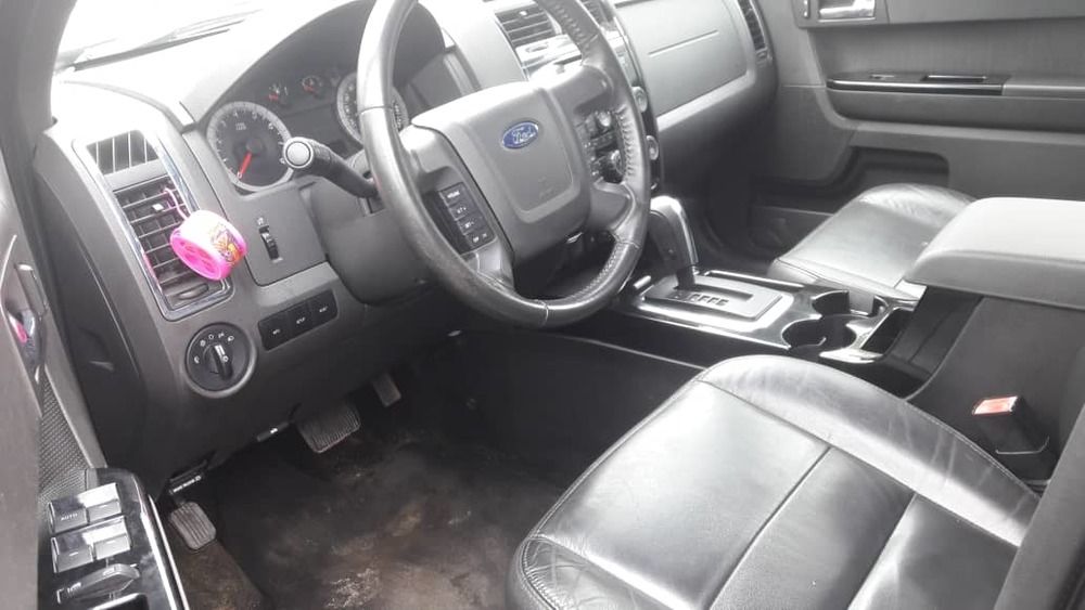 FORD ESCAPE 2010 IMPORTÉ