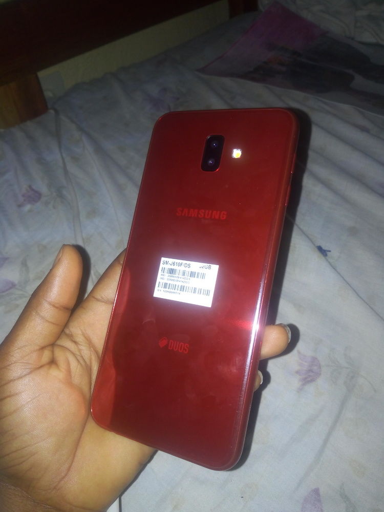 Samsung j8 plus 32gb