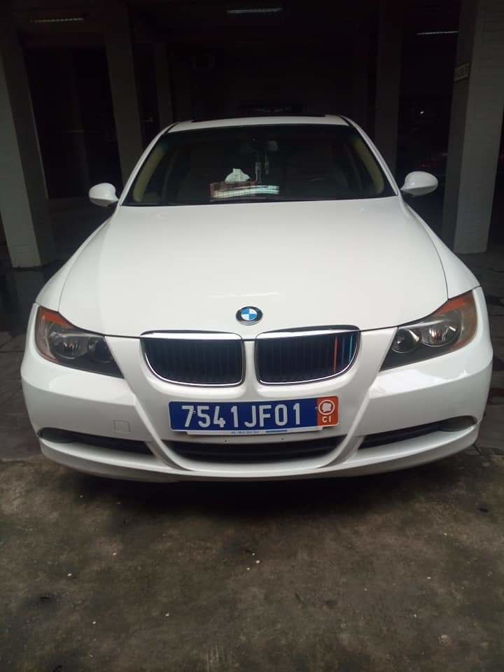 BMW E90 325i 2007