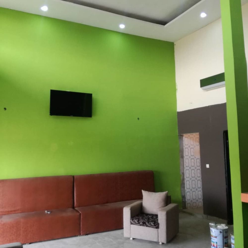 Grand Magasin À Louer 2 Plateaux Bleu Marine