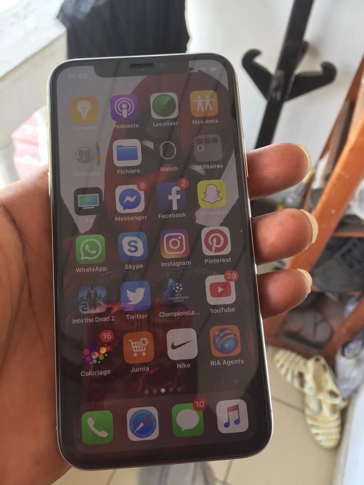 IPhone X 256 go CE neuf