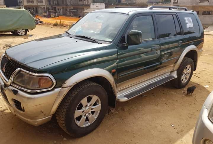 Mitsubishi montero sport 2001