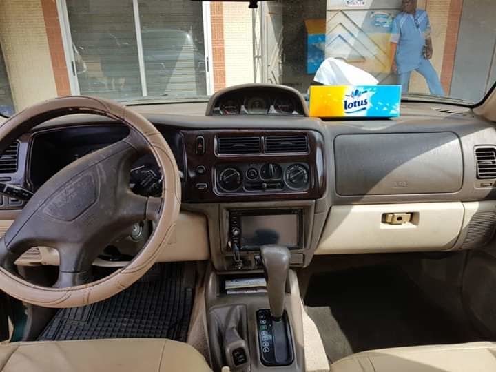 Mitsubishi montero sport 2001