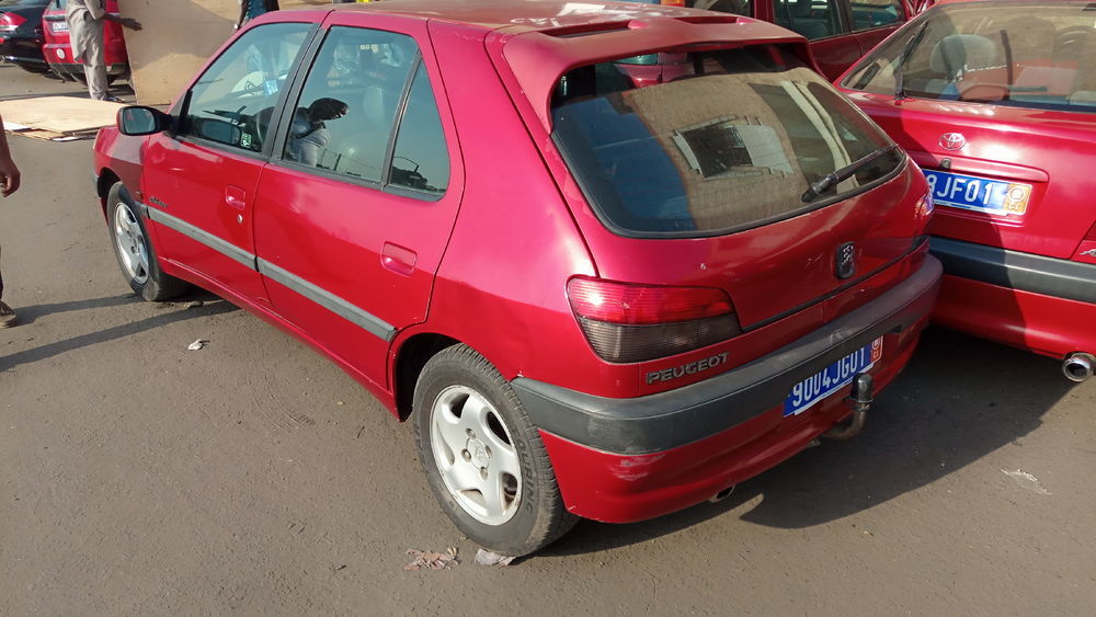 PEUGEOT 306 ESSENCE JG MANUEL 1999