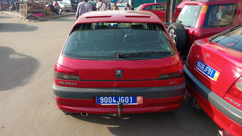 PEUGEOT 306 ESSENCE JG MANUEL 1999