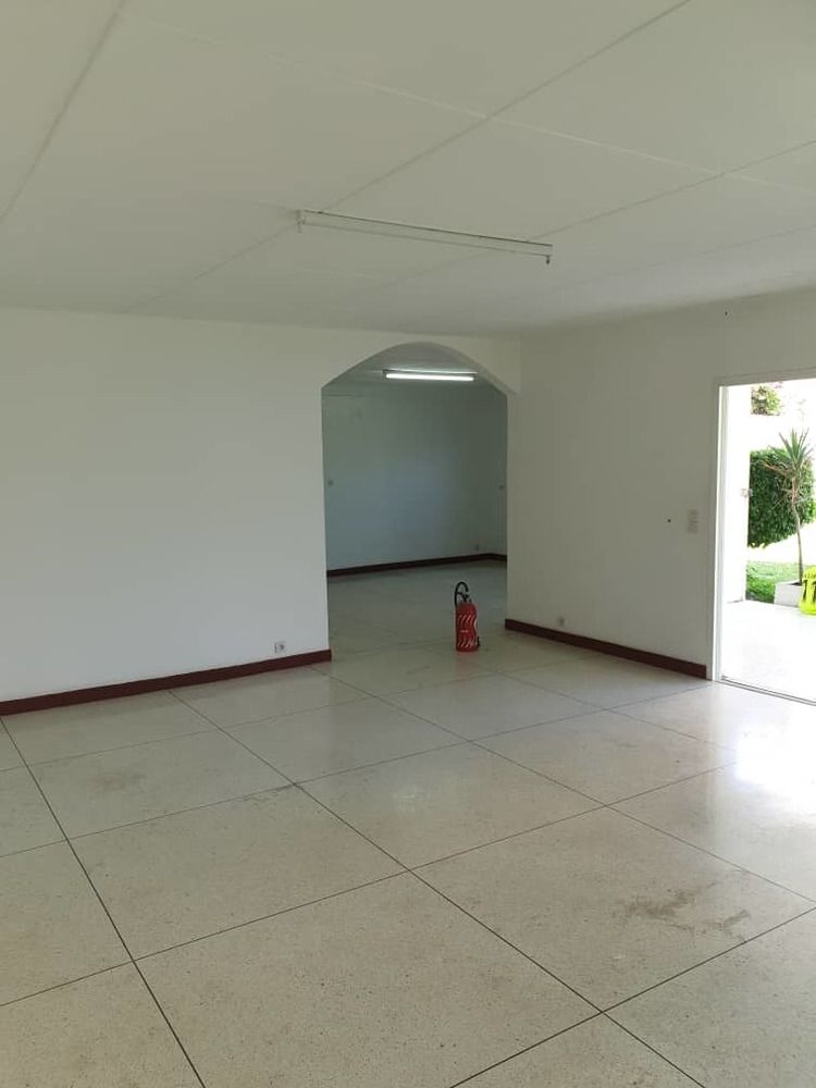 Belle Villa De 4 Pièces À Louer a Bietry