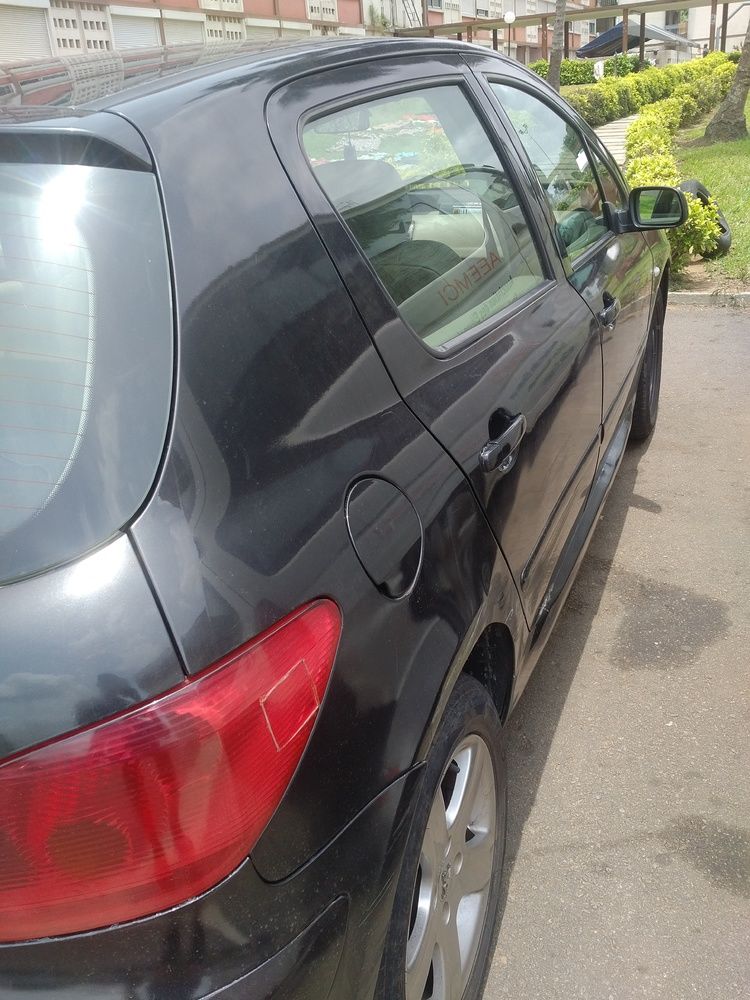 Peugeot 307 auto full options