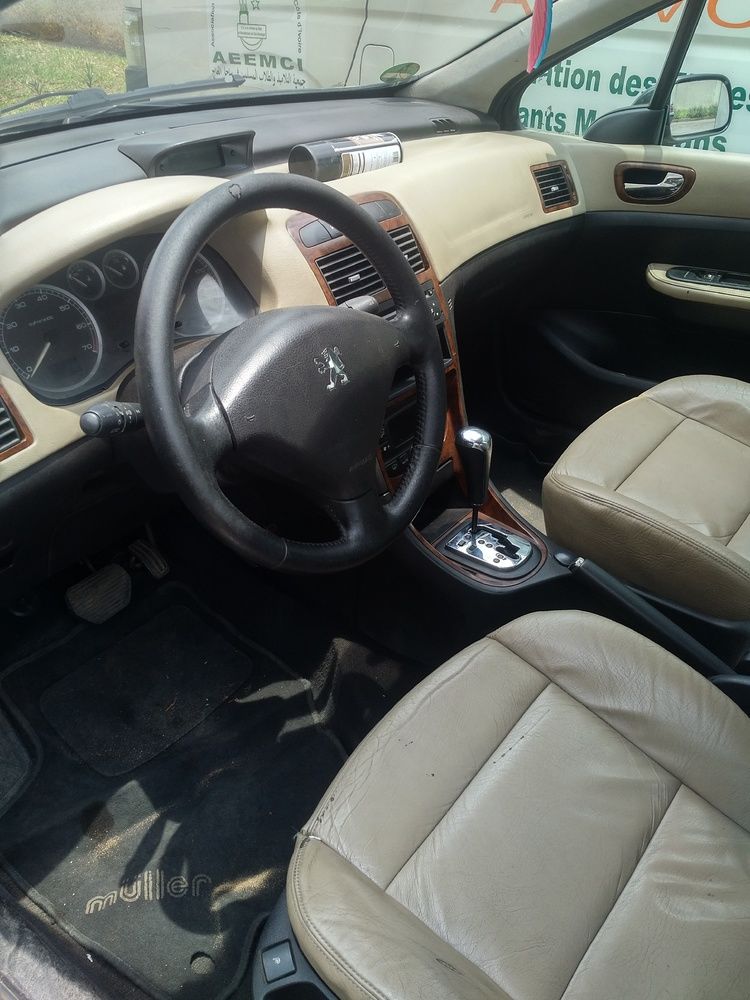 Peugeot 307 auto full options