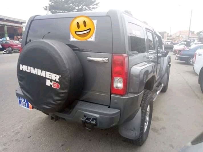 HUMMER H3