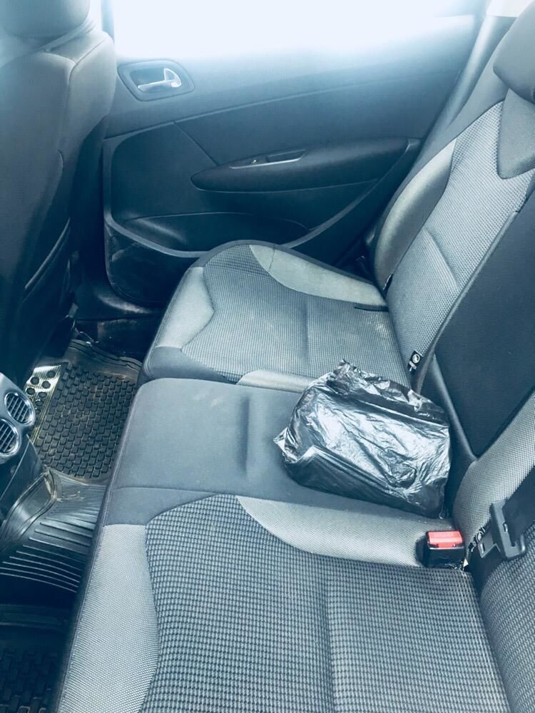 Peugeot 308 hb en très bon état prix négociable