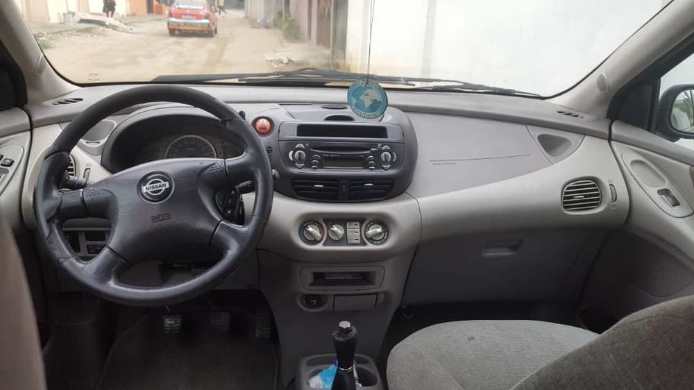 Nissan 100 Nx 2001