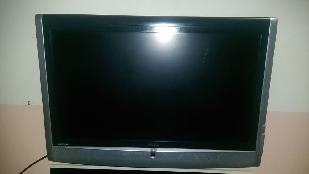 ☺☺Tv plasma BENQ. 32 pouces propre originale