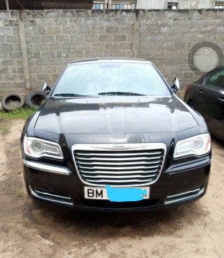 Location - Chrysler C 300 Location - Chrysler C 300