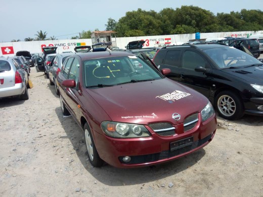 Nissan Almera 2005