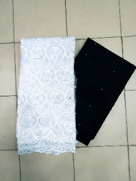 Pagne dentelle de qualité