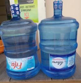 Recharges bonbonnes d'eau Fifa et Adoro