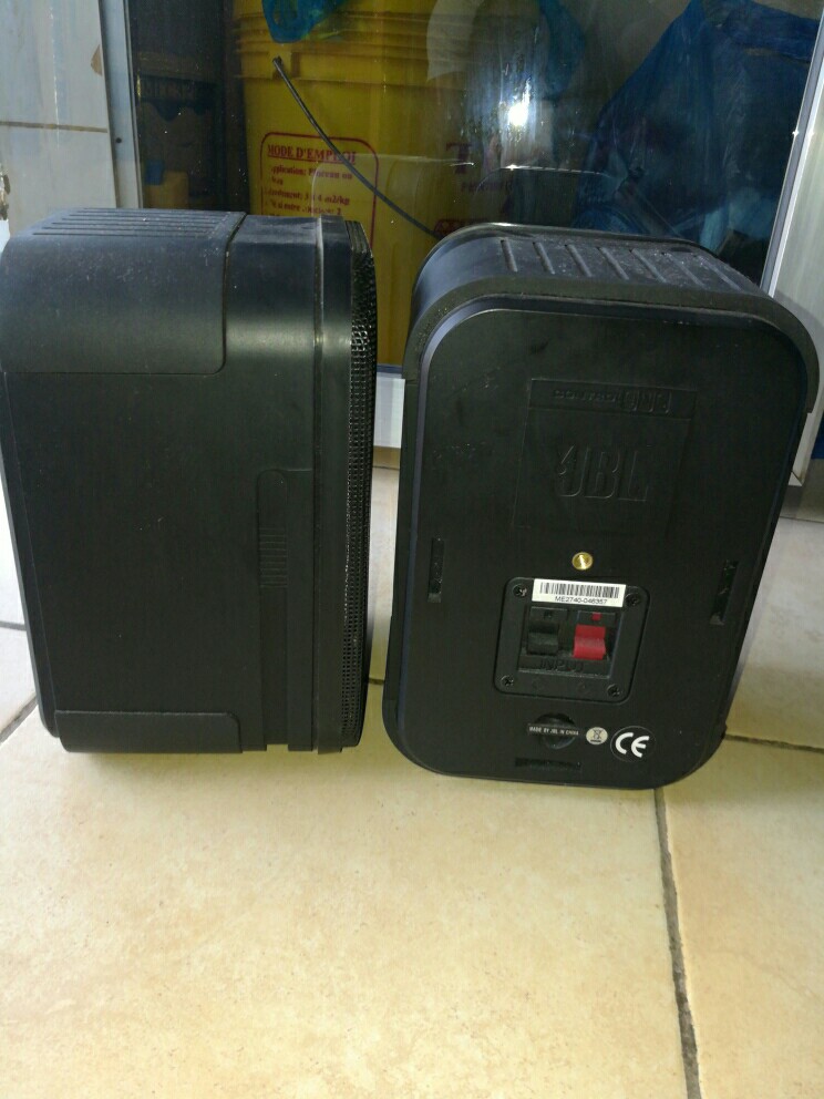 Haut-parleurs JBL