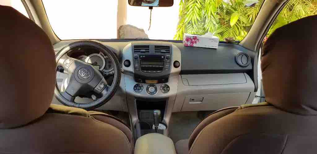 Voiture Toyota Rav 4