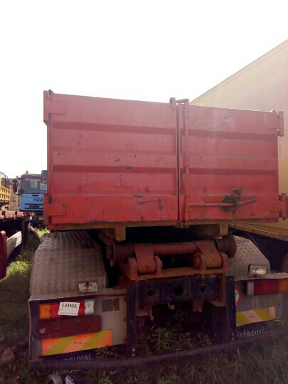 Camion Mack 10 roues Camion Mack 10 roues