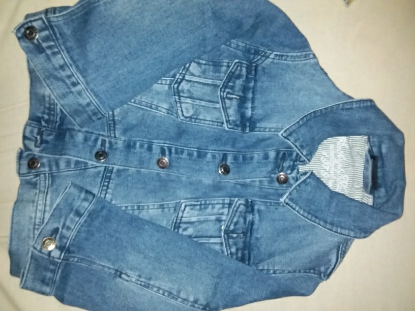 Veste en jeans ( par-dessus )
