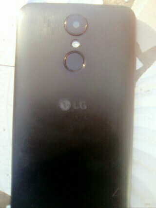Smartphone  LG