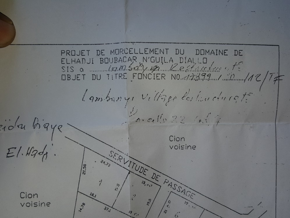 Deux terrains collés à vendre