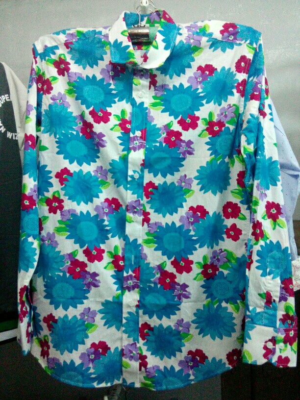Chemises fleuries