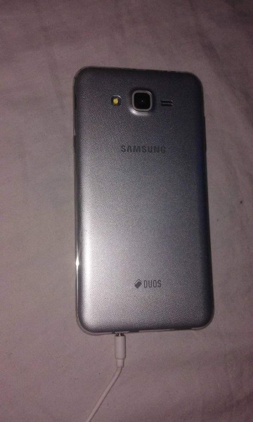 Samsung Galaxy J7 core 2017